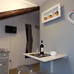 La Petite *